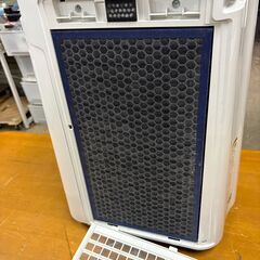 【シャープ】加湿空気清浄機 KC-H50-W プラズマクラスター 2018年製の画像