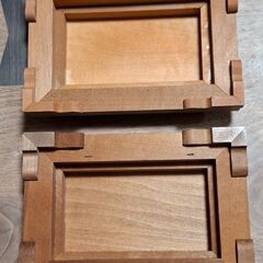 ガラス(プラスチックかも)ケース2つ　の画像