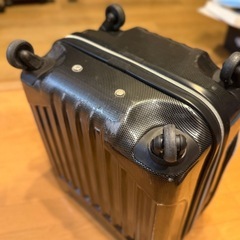 スーツケース　33L     フロントオープン　機内持ち込みサイズの画像