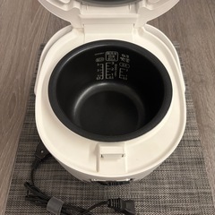 炊飯器 3合 美品の画像