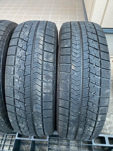 スタッドレス 値下げ　
ブリヂストン 205/60/15