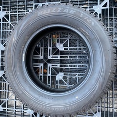 スタッドレス ブリヂストン
205/60/15の画像