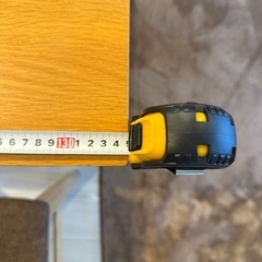 引き出し付きダイニングテーブルの画像