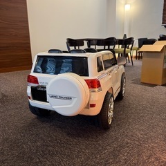 ラジコンカー  二人乗り おもちゃ 結婚式   リングボーイ リングガールの画像