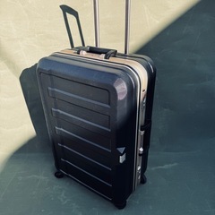 legend walker 中型 47L スーツケースの画像