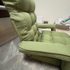 極美品　座椅子 グリーン  肘掛け  コンパクト 折りたたみ リクライニング  厚さ24cm 4WAY ソファ コンパクトソファ　一人掛け の画像