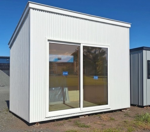 プレハブハウス