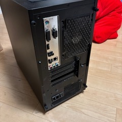 自作PC(メモリDDR4-32gb、i5-8500、、ストレージなし)の画像