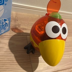 チョコボール　キョロガチャ缶の画像