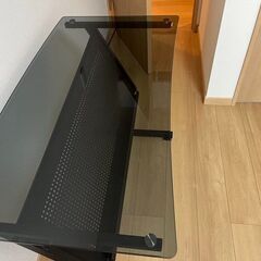 パソコンデスク(天板：強化ガラス、フレーム：金属)の画像