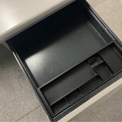 【特価】オフィスデスク　鍵付き　オフィス家具　事務机　の画像