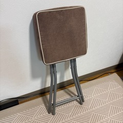 折りたたみチェアの画像