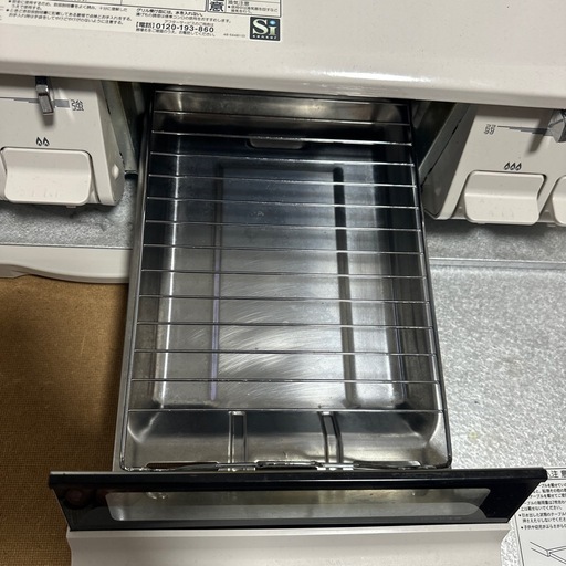 ガスコンロと補助テーブルセット