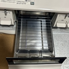 ガスコンロと補助テーブルセットの画像