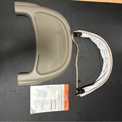 【Combi ネムリラ AUTO SWING BEDi】 オートスウィング ハイローチェア（説明書・テーブル・幌付き）の画像