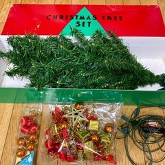 クリスマスツリーの画像