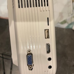 スピーカー内蔵、プロジェクターの画像