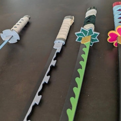 鬼滅の刃　日輪刀風　おもちゃの刀の画像