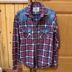 ZARAチェックシャツの画像