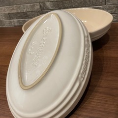 ル・クルーゼ　オーバルボウル　オーバル皿　カレー皿　LE CREUSET セットの画像