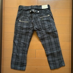 Lee クロップドパンツ　28インチの画像