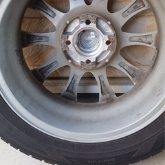 ホイール付きスタッドレスタイヤ4本セット(175/65R15)の画像