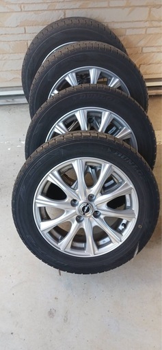 ホイール付きスタッドレスタイヤ4本セット(175/65R15)