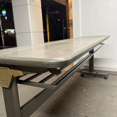 会議用テーブル　オフィス家具　限定3台→残り1台　いかがでしょうか！　UCHIDA オフィスデスク　の画像