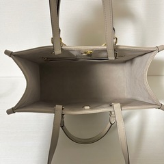 ルイヴィトン オンザゴーMMショルダーバッグの画像