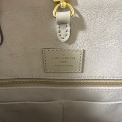 ルイヴィトン オンザゴーMMショルダーバッグの画像
