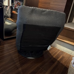 大きい背もたれの
座椅子の画像