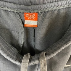 ナイキ NIKE スウェットパンツ グレー 刺繍ロゴ パンツ ボトムス スウェット　サイズL  裏起毛の画像