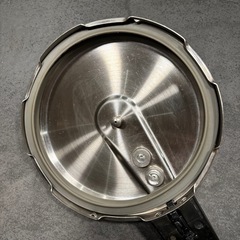 圧力鍋　3.2L ルミナスプラス　　の画像