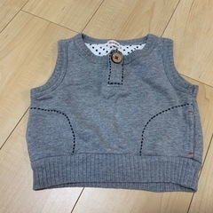 子供服　カーディガン　ベスト　トレーナー　80の画像