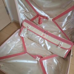 ジュエルナローズ　キャリーバッグの画像