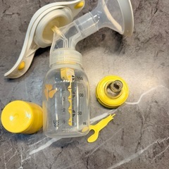 メデラ　ハーモニー　手動搾乳機　そのまま授乳できるの画像