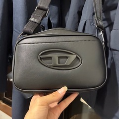 DIESELのショルダーバッグの画像