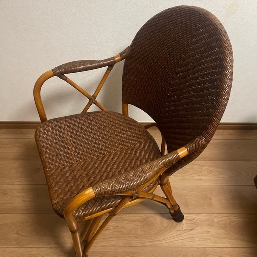 Kazama ラタン アームチェア ブラウン (あうん) 津久井浜の椅子