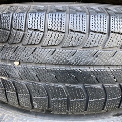 MICHELIN 265/70R17 19年製 スタッドレスタイヤ　タイヤホイールセットの画像