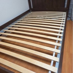 IKEA  セミダブルベッドの画像