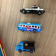 はっしん　はたらくくるま絵本　トミカの画像