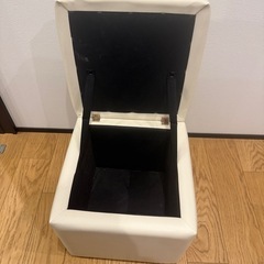 収納付き　チェアー　スツールの画像
