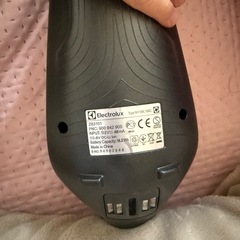 定価25,000円　エレクトロラックス サイクロン式掃除機 「エルゴラピ…の画像