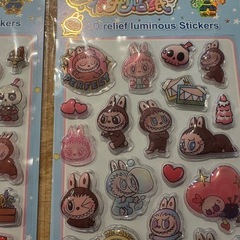 ボンボンシール　　ラブブ4枚の画像