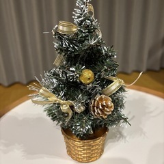 【niko and…】卓上クリスマスツリーの画像