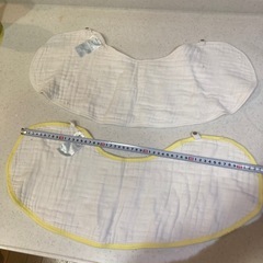 (中古)お食事用エプロンの画像