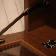 大川家具　LEON 日本製 ウォルナット テレビ台 幅150cm＋SHARP テレビセットの画像