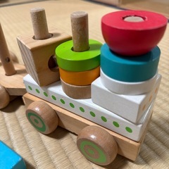 汽車　木のおもちゃ　brio の画像
