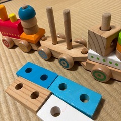 汽車　木のおもちゃ　brio の画像