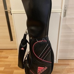 オノフ レディース ゴルフクラブセットの画像